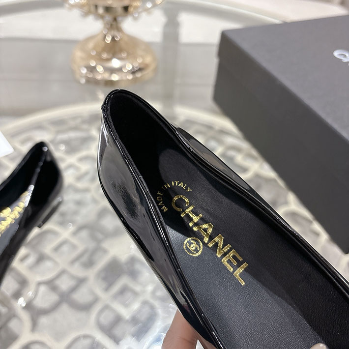 最高級シャネルスーパーコピー CHANEL 45mm 大人気バレリーナ フラットシューズ ブラック 2628393 シャネル パンプス 黒 - 画像 (5)