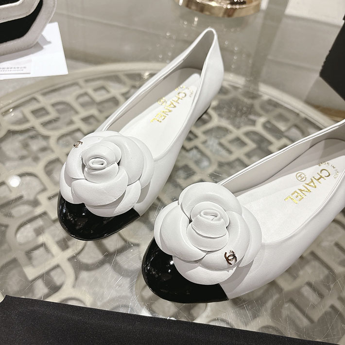 最高級シャネルスーパーコピー CHANEL 45mm 大人気バレリーナ フラットシューズ ホワイト 2628400 シャネル パンプス 白 - 画像 (7)