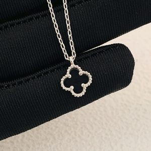 ヴァンクリ ネックレス 人気 ランキング