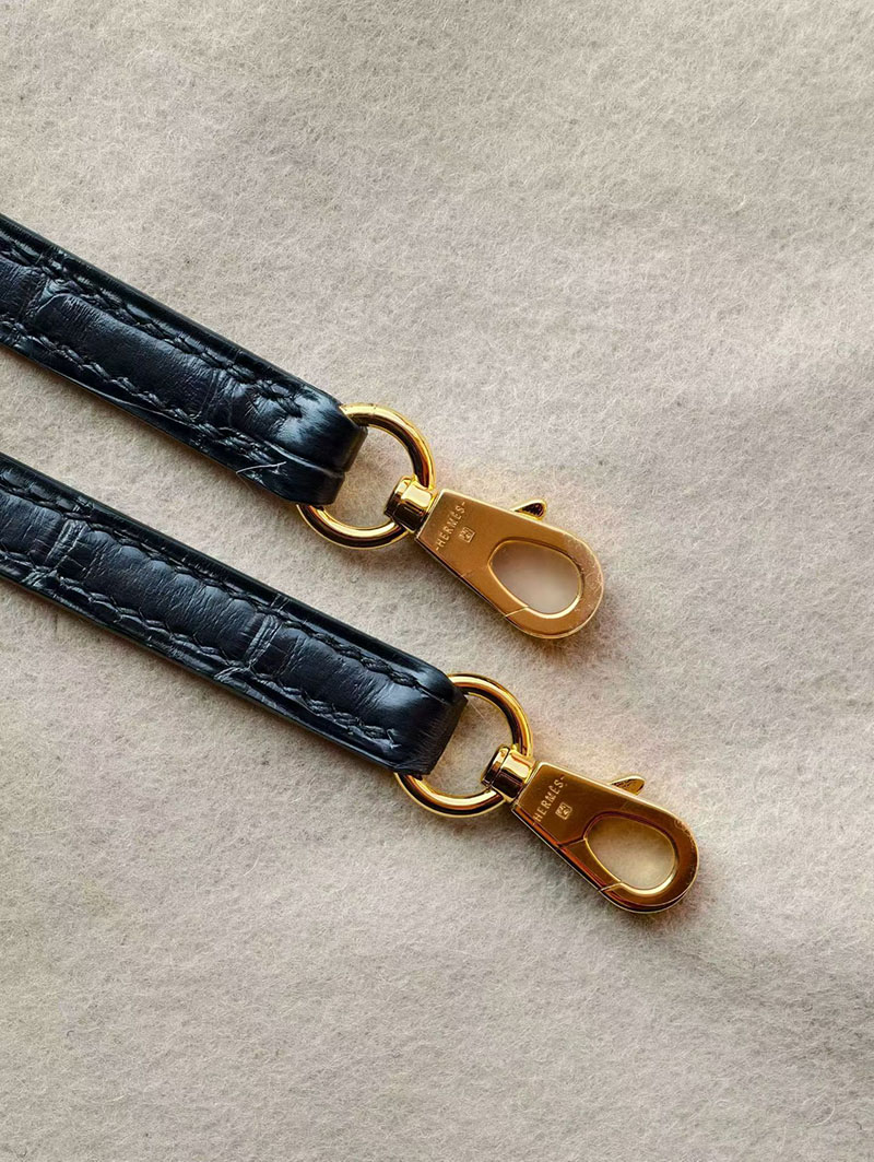 ミニケリー クロコ 定価 エルメス ケリーミニ2 HERMES ケリーミニ2 外縫い 黒 ブラック クロコダイル ゴールド金具 2627869 エルメス 新作バッグ - 画像 (6)