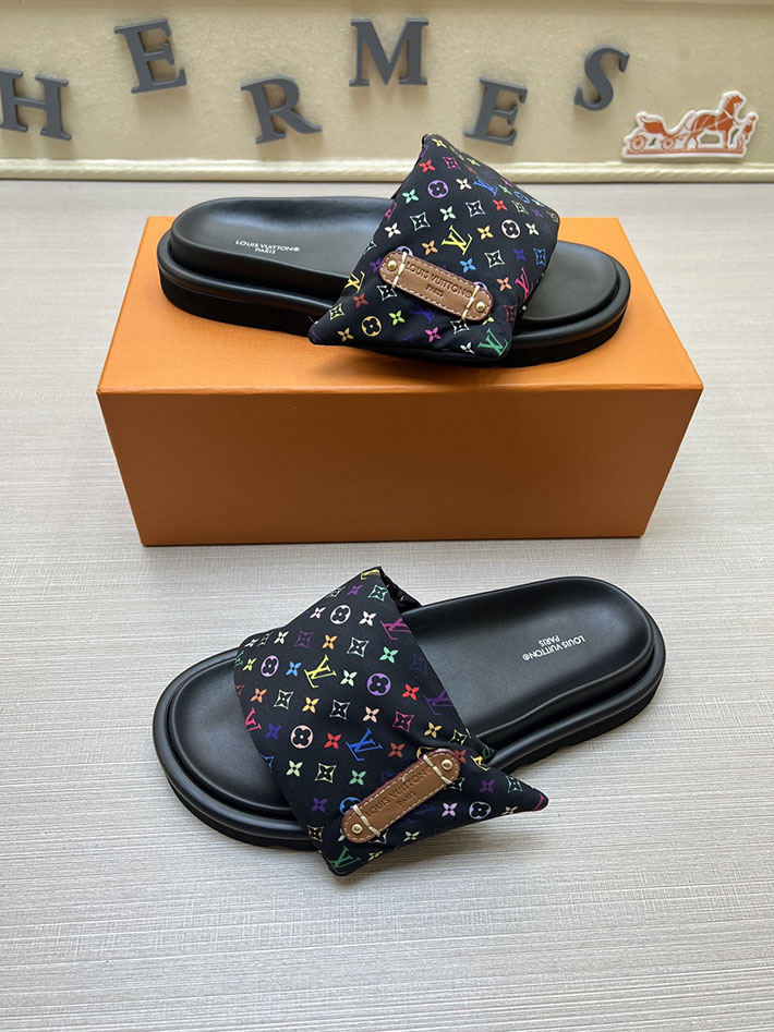 メンズ・レディース兼用 ルイヴィトン サンダル Louis Vuitton x TM プールピロー ミュール 2629012 ヴィトン ミュール レディース - 画像 (8)