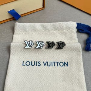 ヴィトン ピアス レディース 人気