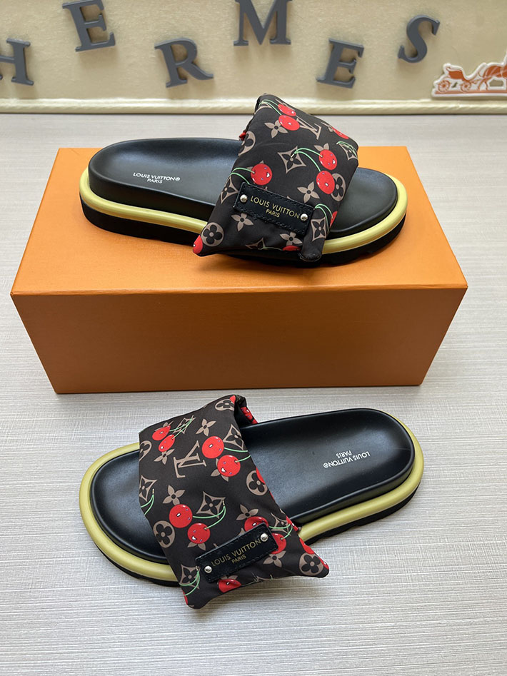 メンズ・レディース兼用 ルイヴィトン サンダル LV × TM フラットサンダル プール ピロー ミュール 2629026 ヴィトン サンダル レディース - 画像 (8)