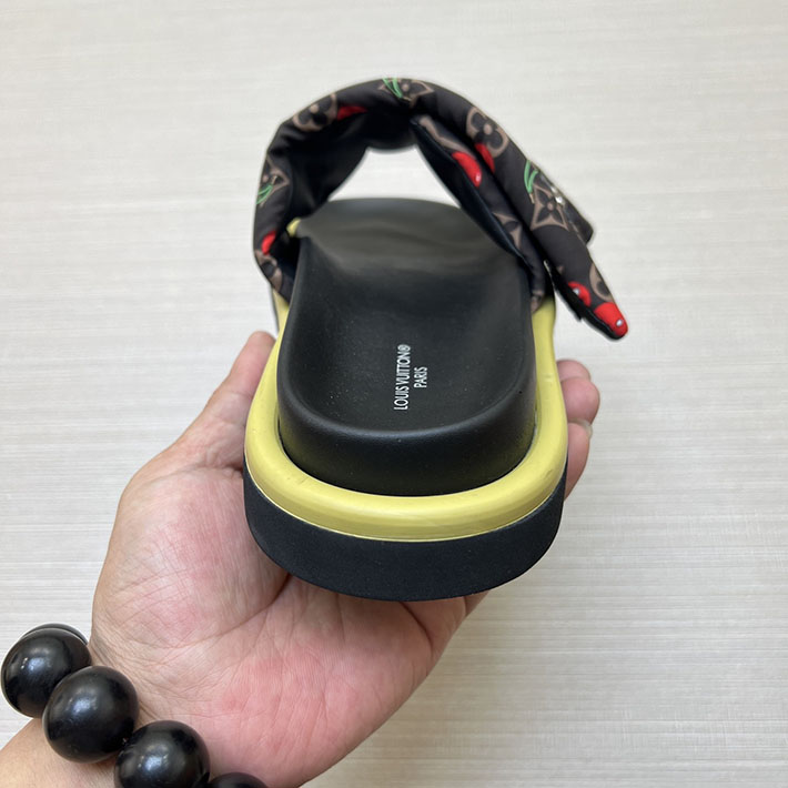 メンズ・レディース兼用 ルイヴィトン サンダル LV × TM フラットサンダル プール ピロー ミュール 2629026 ヴィトン サンダル レディース - 画像 (6)
