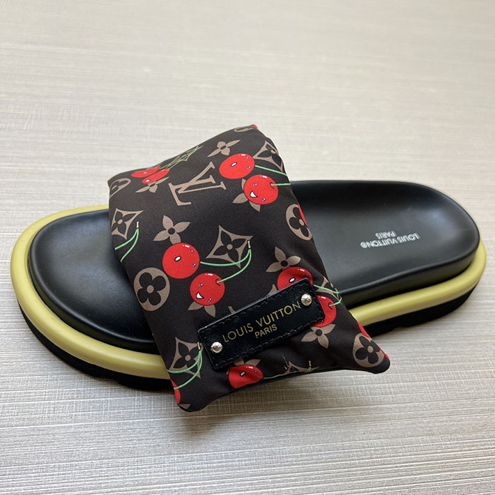 メンズ・レディース兼用 ルイヴィトン サンダル LV × TM フラットサンダル プール ピロー ミュール 2629026 ヴィトン サンダル レディース - 画像 (5)
