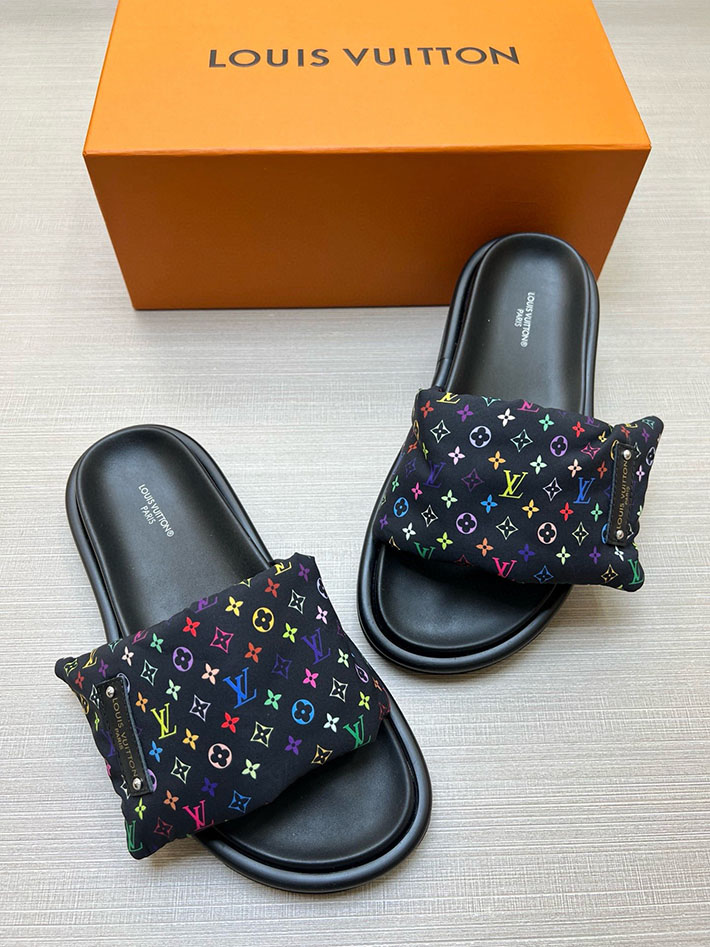 メンズ・レディース兼用 ルイヴィトン LV x TM プールピロー ミュール サンダル 2629032 ヴィトン サンダル レディース - 画像 (2)