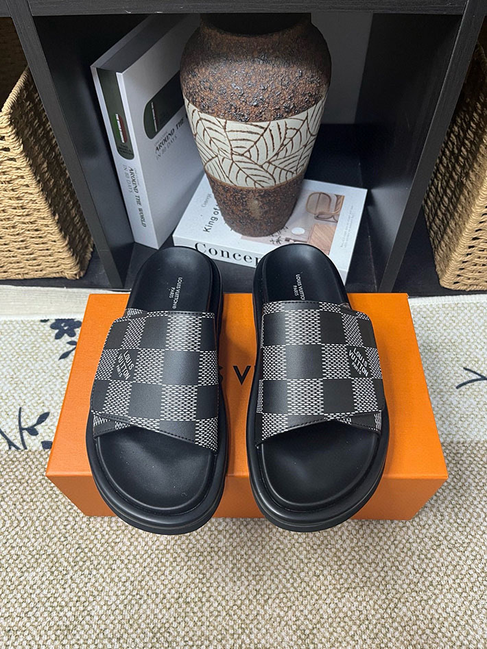 メンズ・レディース兼用 ルイヴィトン LV ウォーター フロント ライン サンダル モノグラム 2629054 ルイヴィトン サンダル メンズ - 画像 (3)