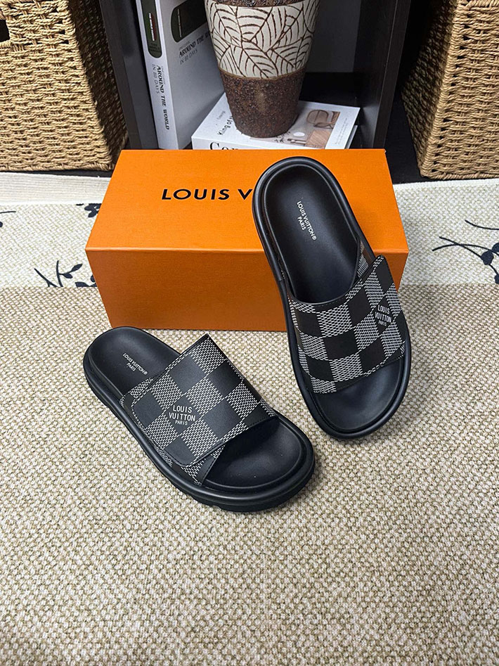 メンズ・レディース兼用 ルイヴィトン LV ウォーター フロント ライン サンダル モノグラム 2629054 ルイヴィトン サンダル メンズ - 画像 (2)