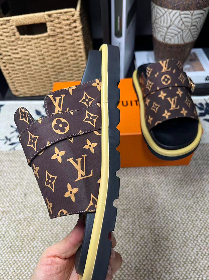 ンズ・レディース兼用 ルイヴィトン LV イージー ミュール サンダル ウォーターフロント 2629059 メンズサンダル 人気ブランド - 画像 (8)