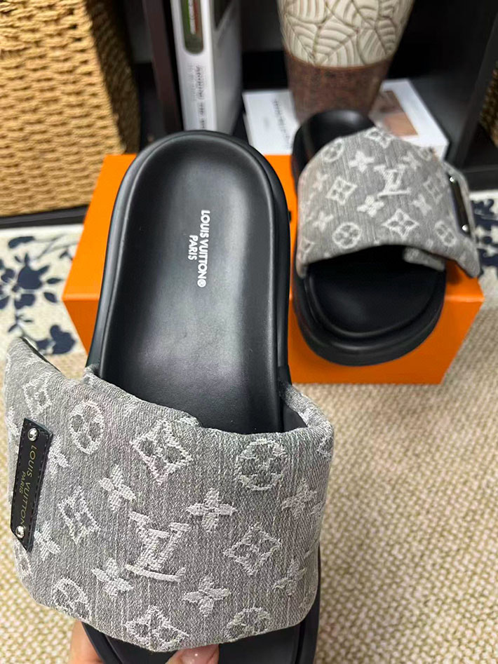 メンズ・レディース兼用 ルイヴィトン LV プールピローライン フラット コンフォート ミュール フラットサンダル 2629064 サンダル レディース おしゃれ ブランド - 画像 (8)