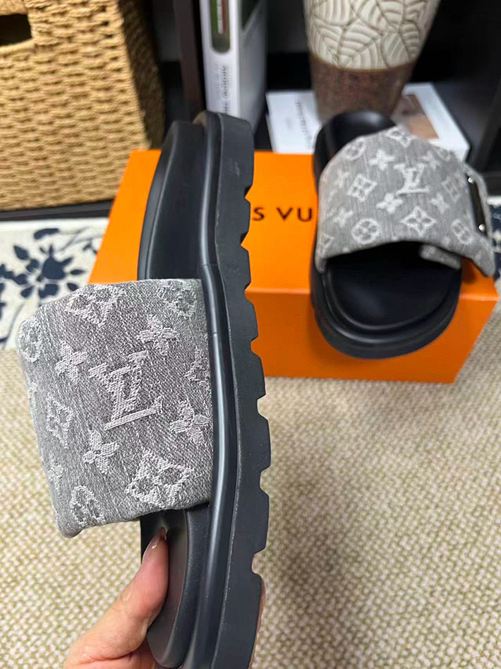 メンズ・レディース兼用 ルイヴィトン LV プールピローライン フラット コンフォート ミュール フラットサンダル 2629064 サンダル レディース おしゃれ ブランド - 画像 (7)