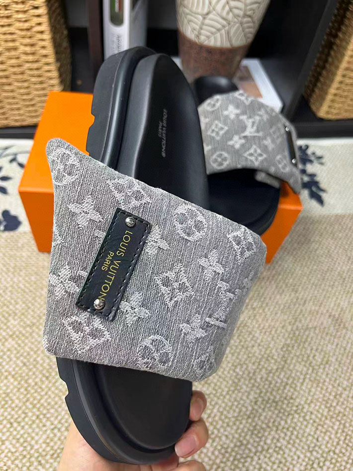 メンズ・レディース兼用 ルイヴィトン LV プールピローライン フラット コンフォート ミュール フラットサンダル 2629064 サンダル レディース おしゃれ ブランド - 画像 (6)