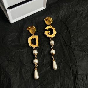 ドルガバ ピアス ロゴ