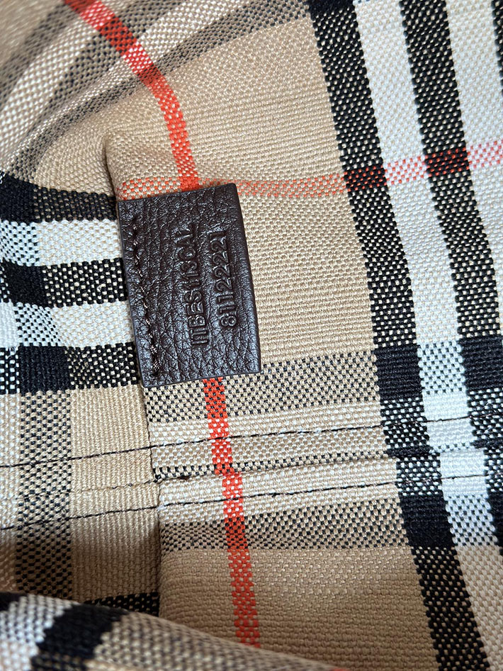 最高級バーバリースーパーコピー Burberry Highlands Tote トートバッグ ミディアム リバーシブル 2629249 バーバリー トートバッグ アウトレット - 画像 (4)