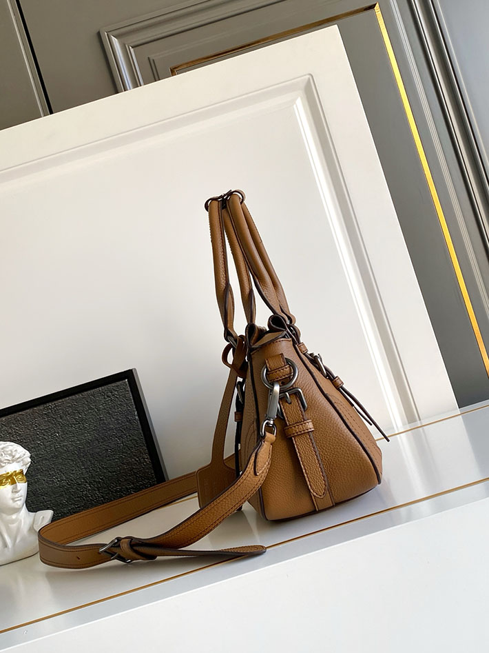 プラダ バッグ レディース PRADA ロゴ ラージ レザー トートバッグ キャラメル 1BG604_2HIK_F098L_V_OOO プラダ トートバッグ 大きめ - 画像 (9)