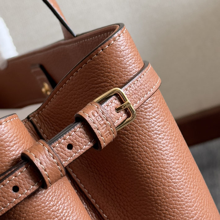 最高級セリーヌスーパーコピー CELINE スモール カバ アナイス キュイル トリオンフ タン 121753ENY.04LU セリーヌ トートバッグ 人気 - 画像 (4)