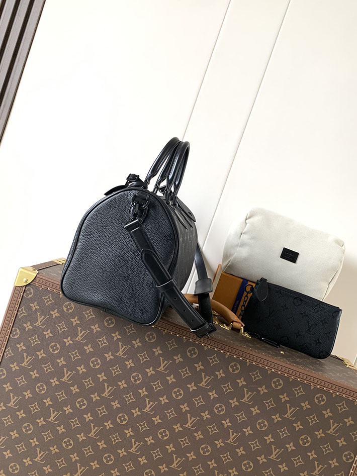 ルイヴィトン販売店舗 旅行バッグ LV スピーディ P9 バンドリエール 30 ウルトラブラック M13904 ルイヴィトン スピーディ 黒 - 画像 (9)
