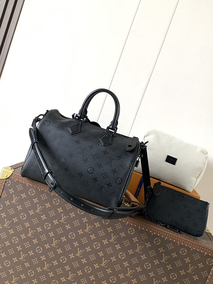 ルイヴィトン販売店舗 旅行バッグ LV スピーディ P9 バンドリエール 30 ウルトラブラック M13904 ルイヴィトン スピーディ 黒 - 画像 (8)