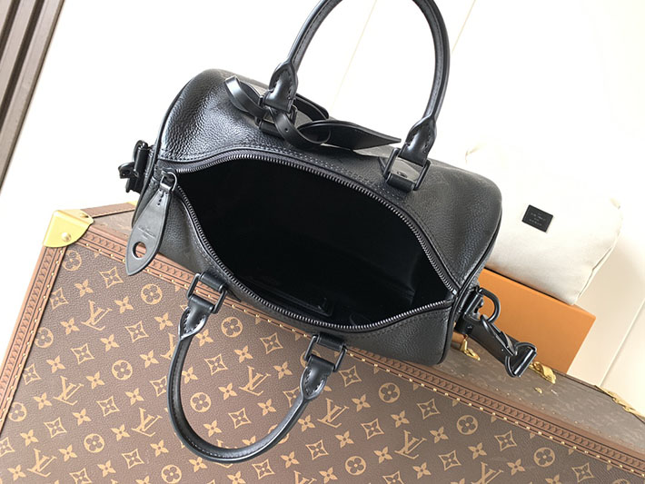 ルイヴィトン販売店舗 旅行バッグ LV スピーディ P9 バンドリエール 30 ウルトラブラック M13904 ルイヴィトン スピーディ 黒 - 画像 (2)