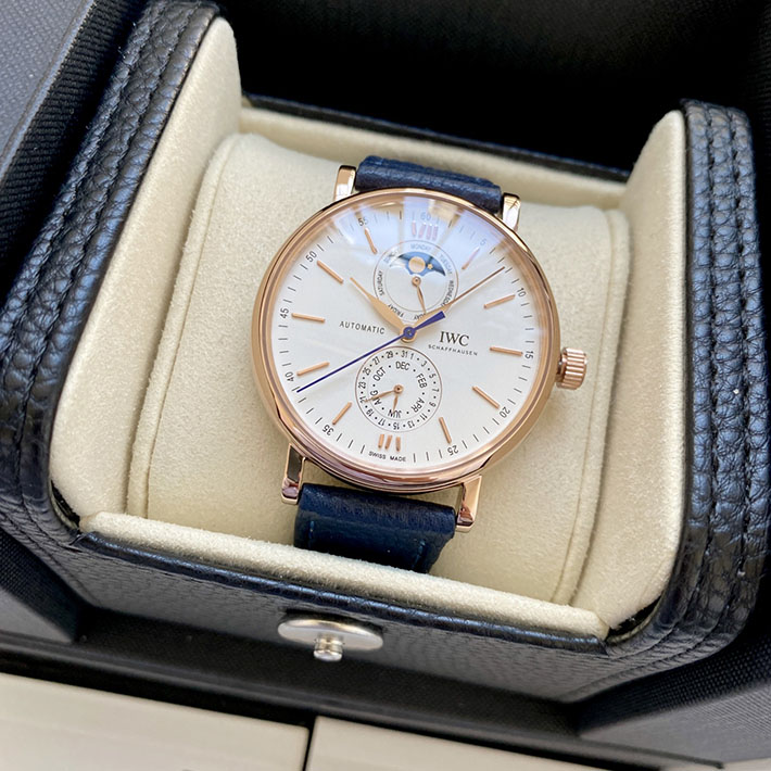 iwc 時計 価格
