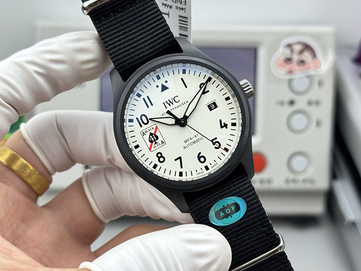 最高級IWCスーパーコピー パイロットウォッチ オートマティック 41 トップガン レイク・タホ 2629738 IWC 時計 値段 - 画像 (9)