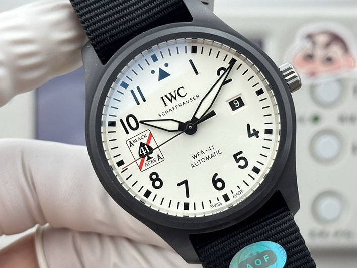最高級IWCスーパーコピー パイロットウォッチ オートマティック 41 トップガン レイク・タホ 2629738 IWC 時計 値段 - 画像 (7)