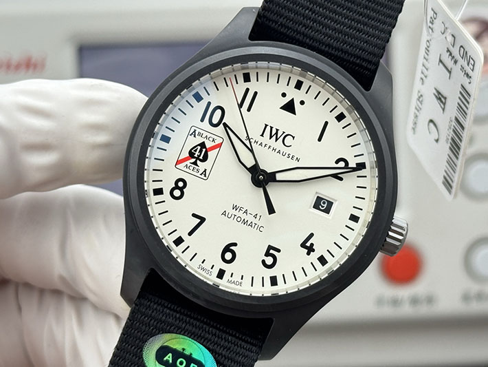 最高級IWCスーパーコピー パイロットウォッチ オートマティック 41 トップガン レイク・タホ 2629738 IWC 時計 値段 - 画像 (6)