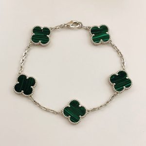 ヴァンクリーフ ブレスレット 大きい