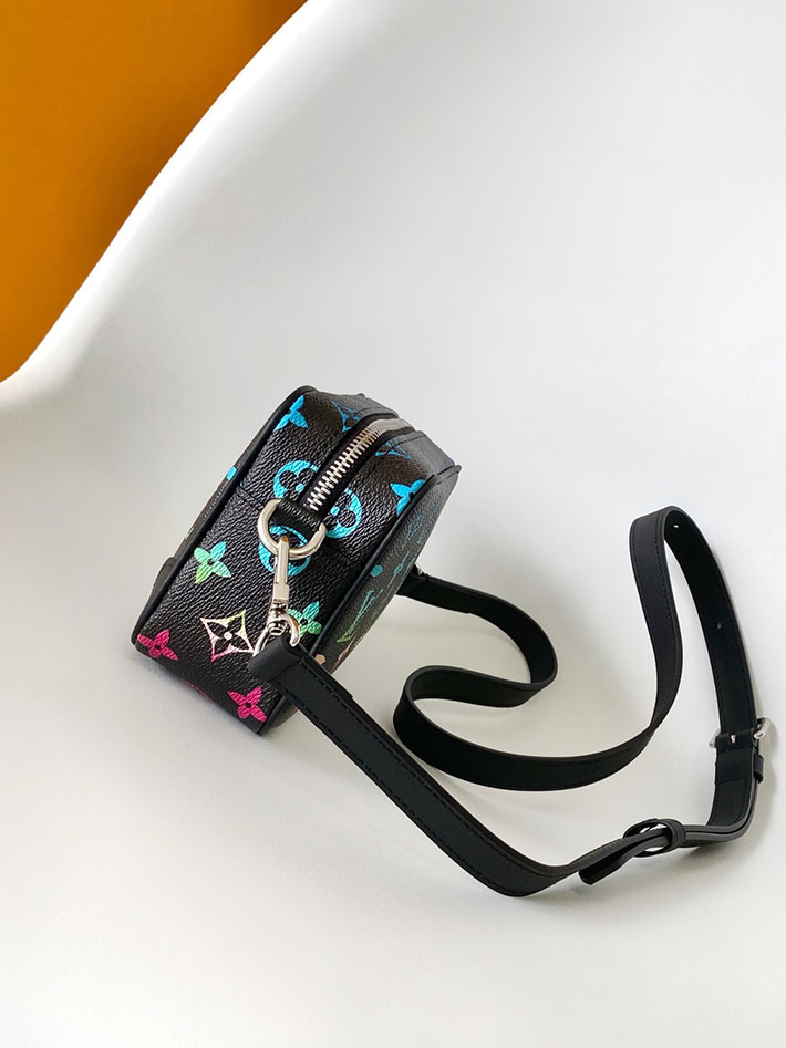 ルイヴィトン バッグ 新作 Louis Vuitton トロカデロ・ウェアラブル ウォレット グラデーションブラック M13903 ルイヴィトン メンズ ショルダーバッグ - 画像 (10)