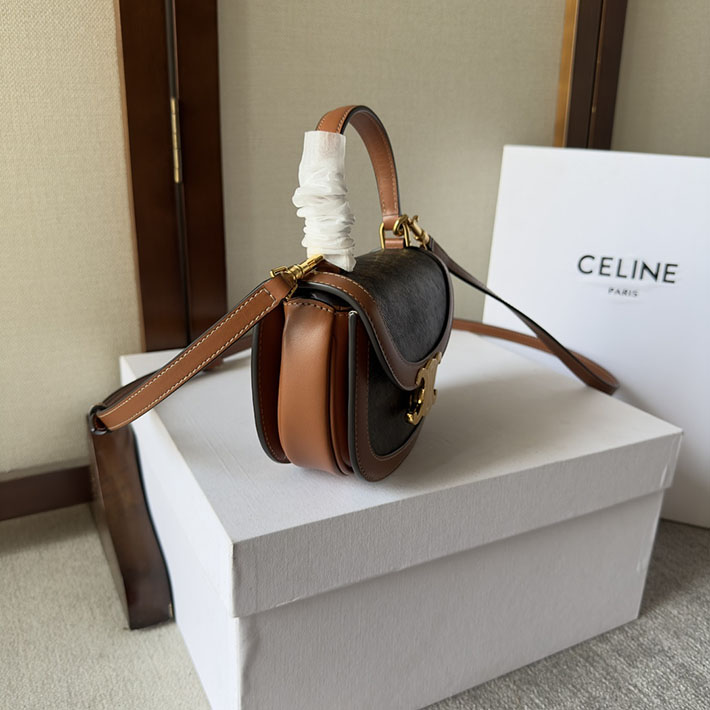最高級セリーヌスーパーコピー CELINE ミニ ブザス クレア トリオンフキャンバス&カーフスキン 10K502EWU.04LU セリーヌ バッグ アウトレット - 画像 (8)