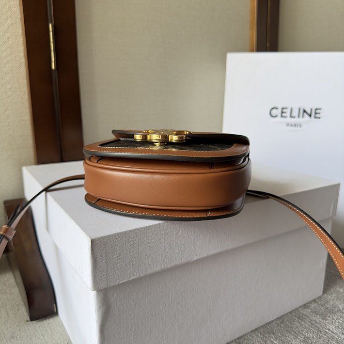 最高級セリーヌスーパーコピー CELINE ミニ ブザス クレア トリオンフキャンバス&カーフスキン 10K502EWU.04LU セリーヌ バッグ アウトレット - 画像 (6)