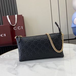 グッチ ポーチ 黒