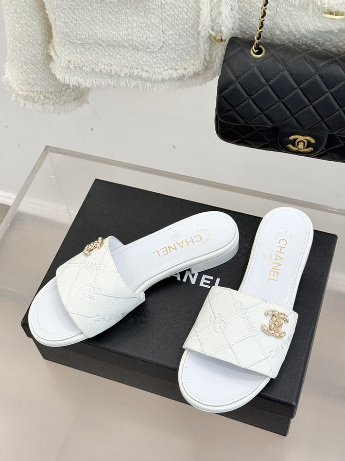 最高級シャネルスーパーコピー CHANEL CCロゴ 夏用 サンダル レディース おしゃれ ホワイト 2631015 シャネル サンダル 白 - 画像 (9)