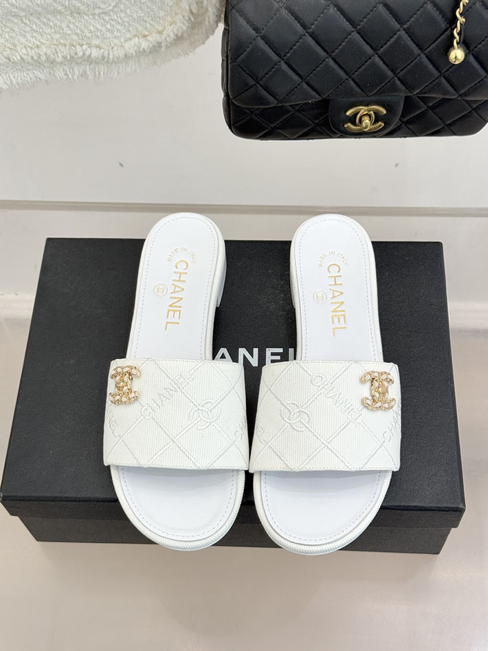 最高級シャネルスーパーコピー CHANEL CCロゴ 夏用 サンダル レディース おしゃれ ホワイト 2631015 シャネル サンダル 白 - 画像 (7)