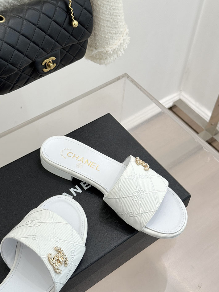 最高級シャネルスーパーコピー CHANEL CCロゴ 夏用 サンダル レディース おしゃれ ホワイト 2631015 シャネル サンダル 白 - 画像 (6)