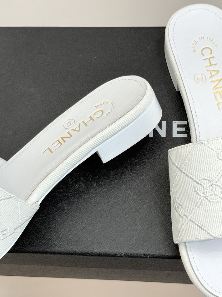 最高級シャネルスーパーコピー CHANEL CCロゴ 夏用 サンダル レディース おしゃれ ホワイト 2631015 シャネル サンダル 白 - 画像 (5)