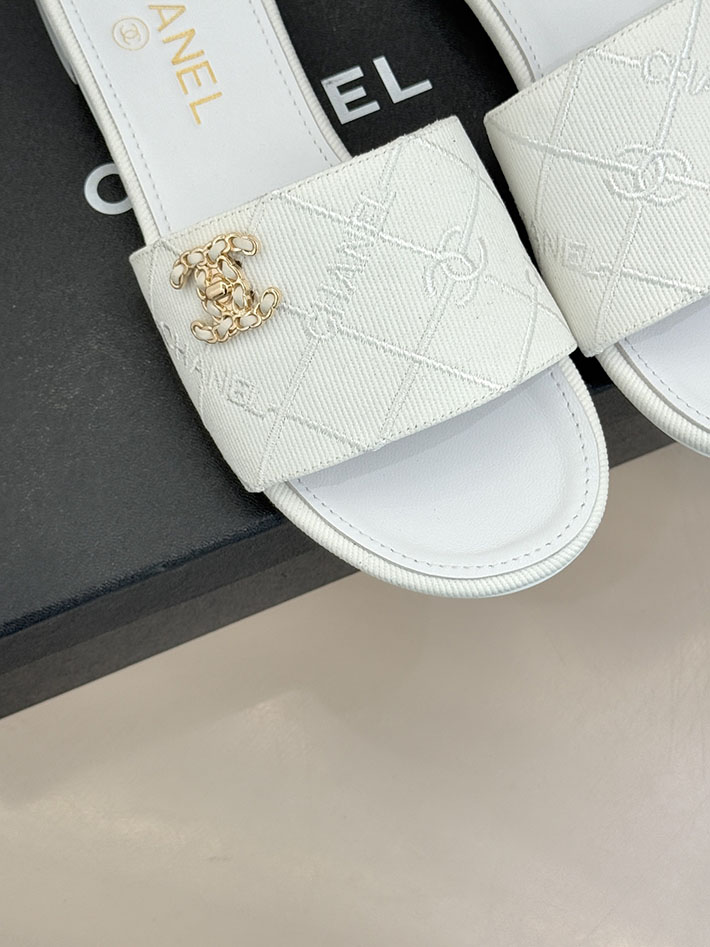 最高級シャネルスーパーコピー CHANEL CCロゴ 夏用 サンダル レディース おしゃれ ホワイト 2631015 シャネル サンダル 白 - 画像 (4)