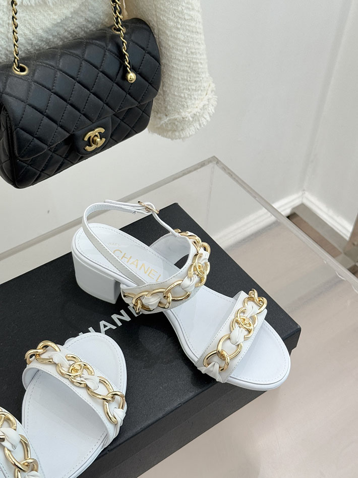 最高級シャネルスーパーコピー CHANEL チェーンモチーフ レディースサンダル 人気 ホワイト 2631029 シャネル 靴 白 - 画像 (7)