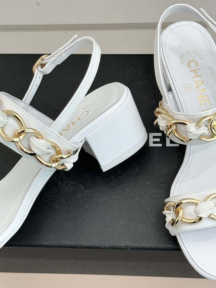 最高級シャネルスーパーコピー CHANEL チェーンモチーフ レディースサンダル 人気 ホワイト 2631029 シャネル 靴 白 - 画像 (6)