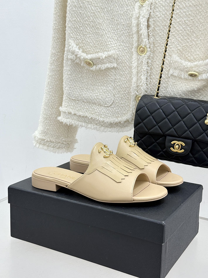 最高級シャネルスーパーコピー CHANEL ハイヒール ココマーク ミュール サンダル レザー ベージュ 2631037 シャネル ミュール サンダル - 画像 (2)