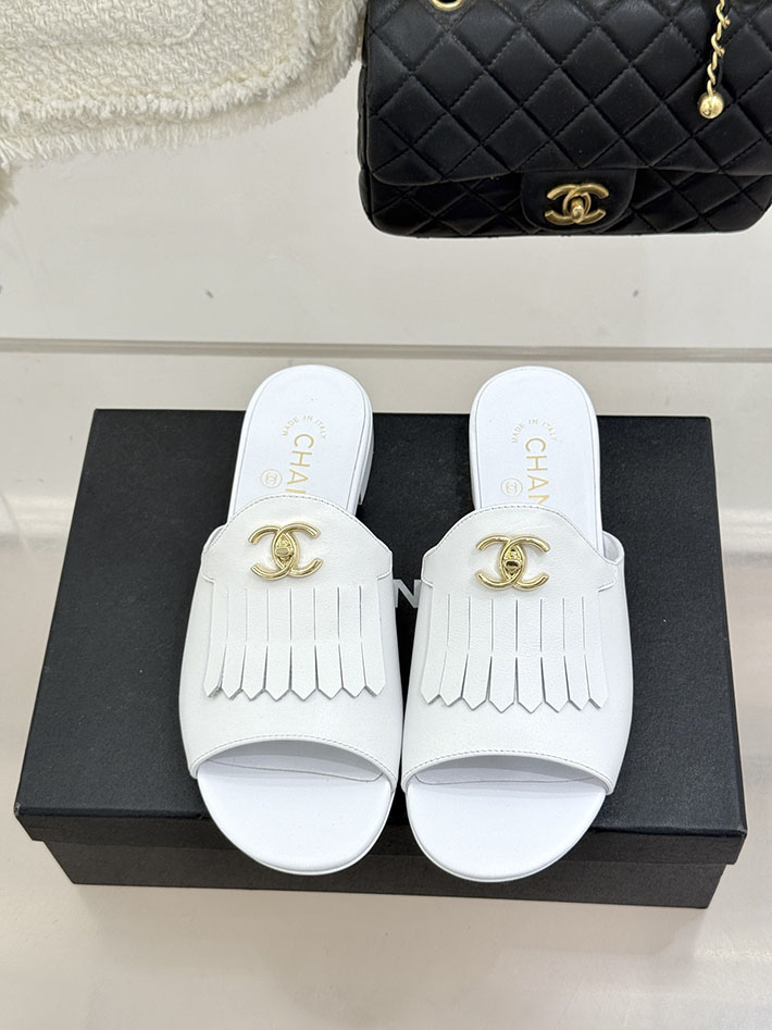 最高級シャネルスーパーコピー CHANEL ハイヒール ココマーク ミュール サンダル レザー ホワイト 2631038 ミュール 可愛い ブランド - 画像 (8)