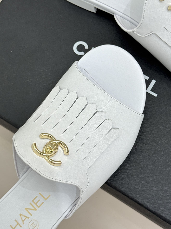 最高級シャネルスーパーコピー CHANEL ハイヒール ココマーク ミュール サンダル レザー ホワイト 2631038 ミュール 可愛い ブランド - 画像 (5)