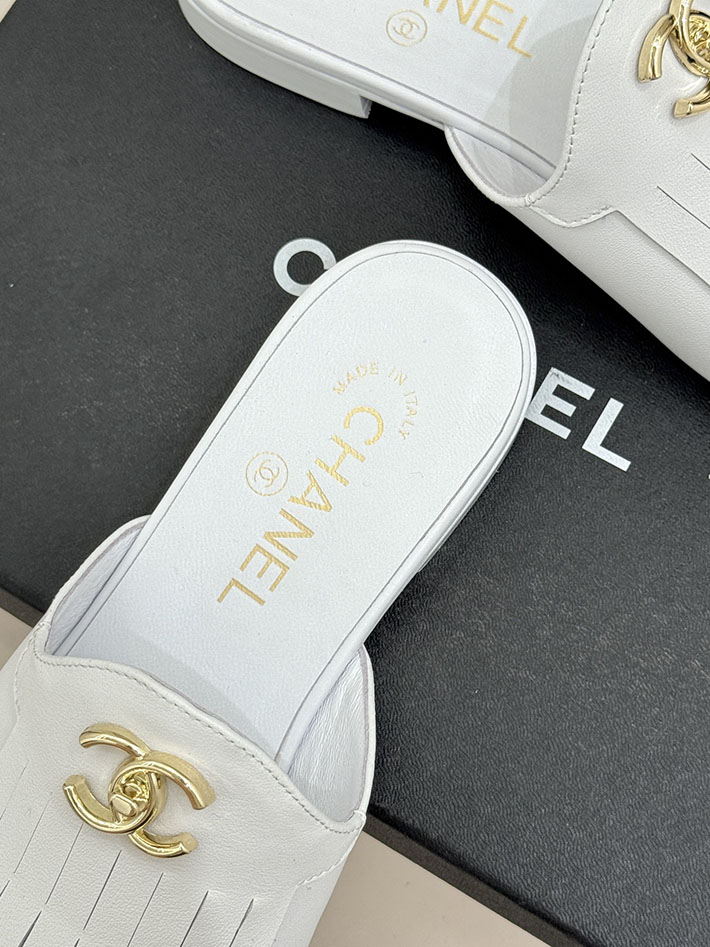 最高級シャネルスーパーコピー CHANEL ハイヒール ココマーク ミュール サンダル レザー ホワイト 2631038 ミュール 可愛い ブランド - 画像 (4)