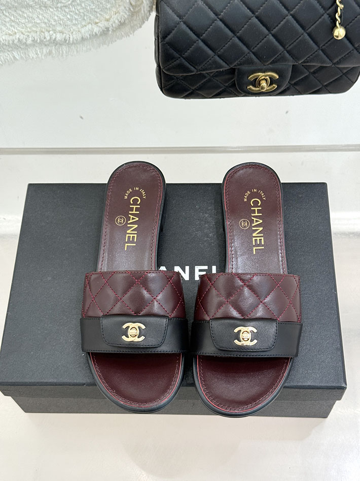 最高級シャネルスーパーコピー CHANEL マトラッセ ココマーク サンダル ミュール おしゃれ ワインレッド 2631047 シャネル 靴 アウトレット - 画像 (7)