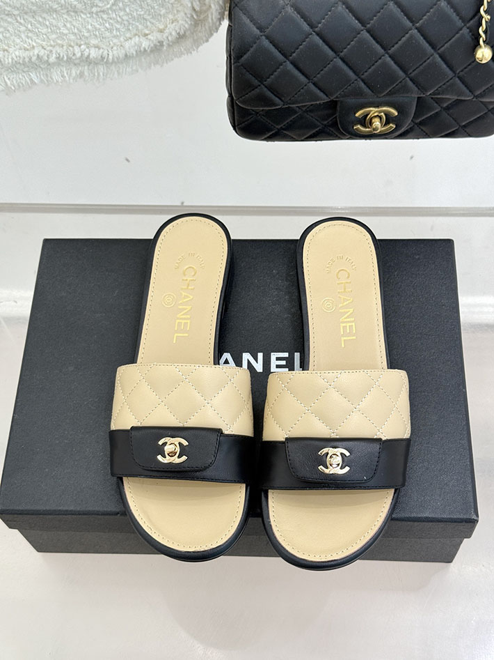 最高級シャネルスーパーコピー CHANEL マトラッセ ココマーク サンダル ミュール おしゃれ ベージュ 2631048 シャネル 靴 サンダル - 画像 (7)