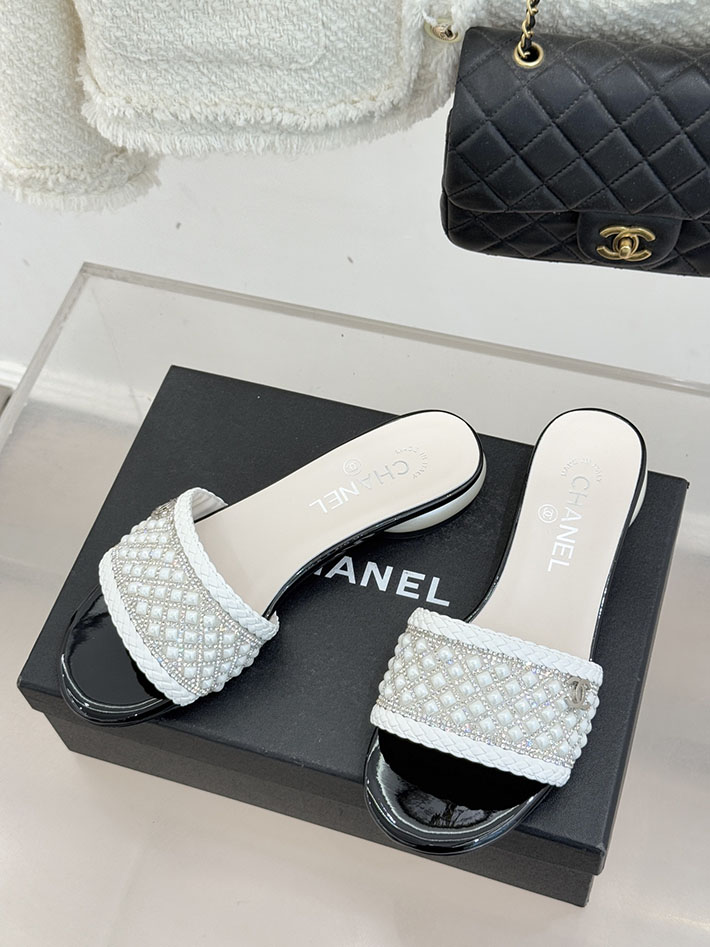 最高級シャネルスーパーコピー CHANEL サンダル 安い 店舗 レディース ミュール 人気通販 ホワイト 2631067 シャネル サンダル 新作 - 画像 (9)