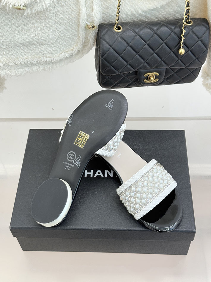 最高級シャネルスーパーコピー CHANEL サンダル 安い 店舗 レディース ミュール 人気通販 ホワイト 2631067 シャネル サンダル 新作 - 画像 (2)