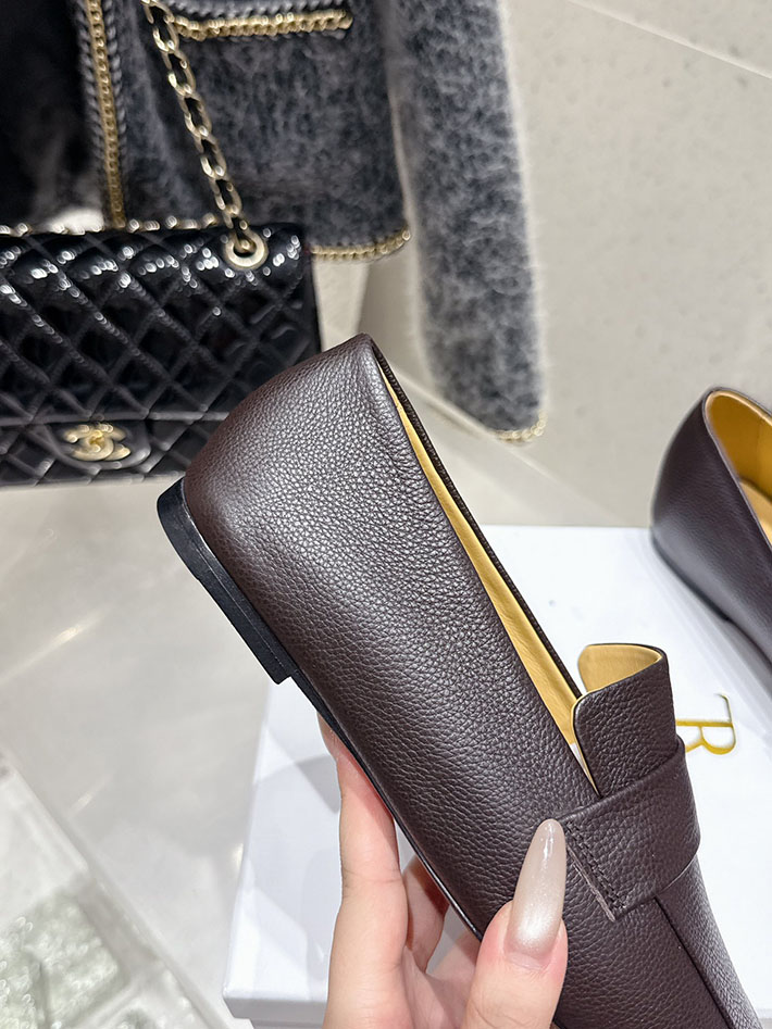 最高級ザロウスーパーコピー THE ROW Leather loafers ローファー レディース ブラック 2631142 The Row 靴 - 画像 (6)
