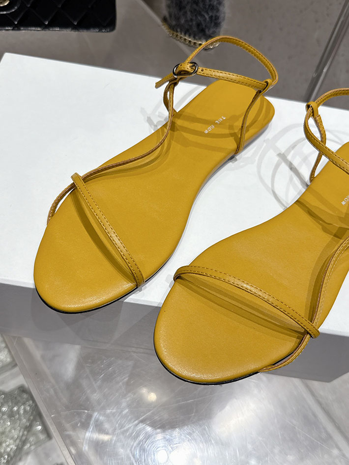 最高級ザロウスーパーコピー THE ROW Bare Sandal サンダル ナローTストラップ レディース イエロー 2631156 The Row 靴 - 画像 (6)
