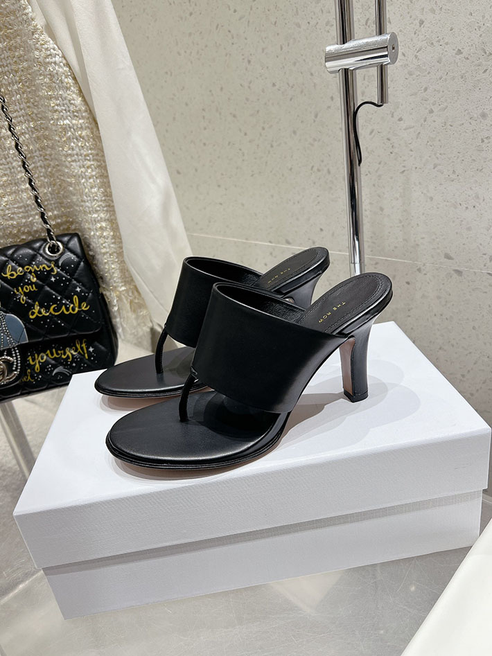最高級ザロウスーパーコピー THE ROW サンダル SIGNUM HEEL SANDAL トングサンダル ブラック 2631160 ザロウ 店舗 大阪 - 画像 (8)